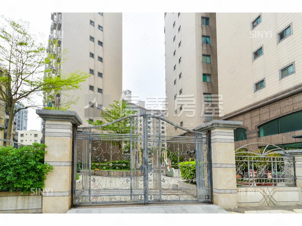 維納斯三房車位房屋室內格局與周邊環境