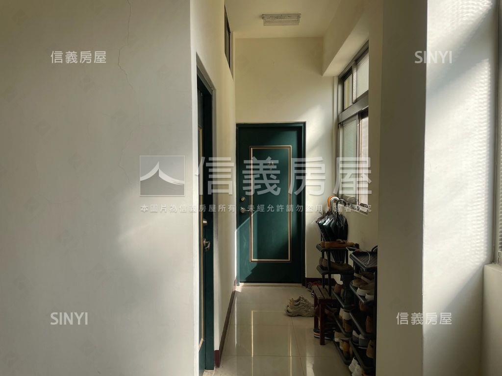 東區商業活力臨路店面投套房屋室內格局與周邊環境