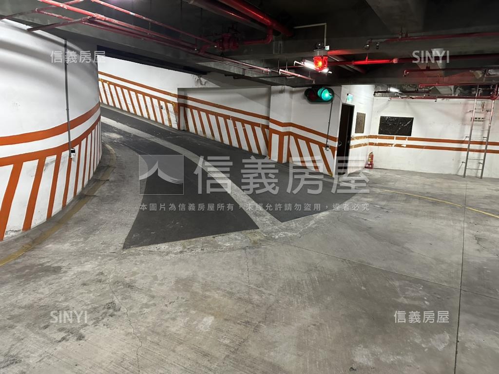 明水路坡平車位房屋室內格局與周邊環境