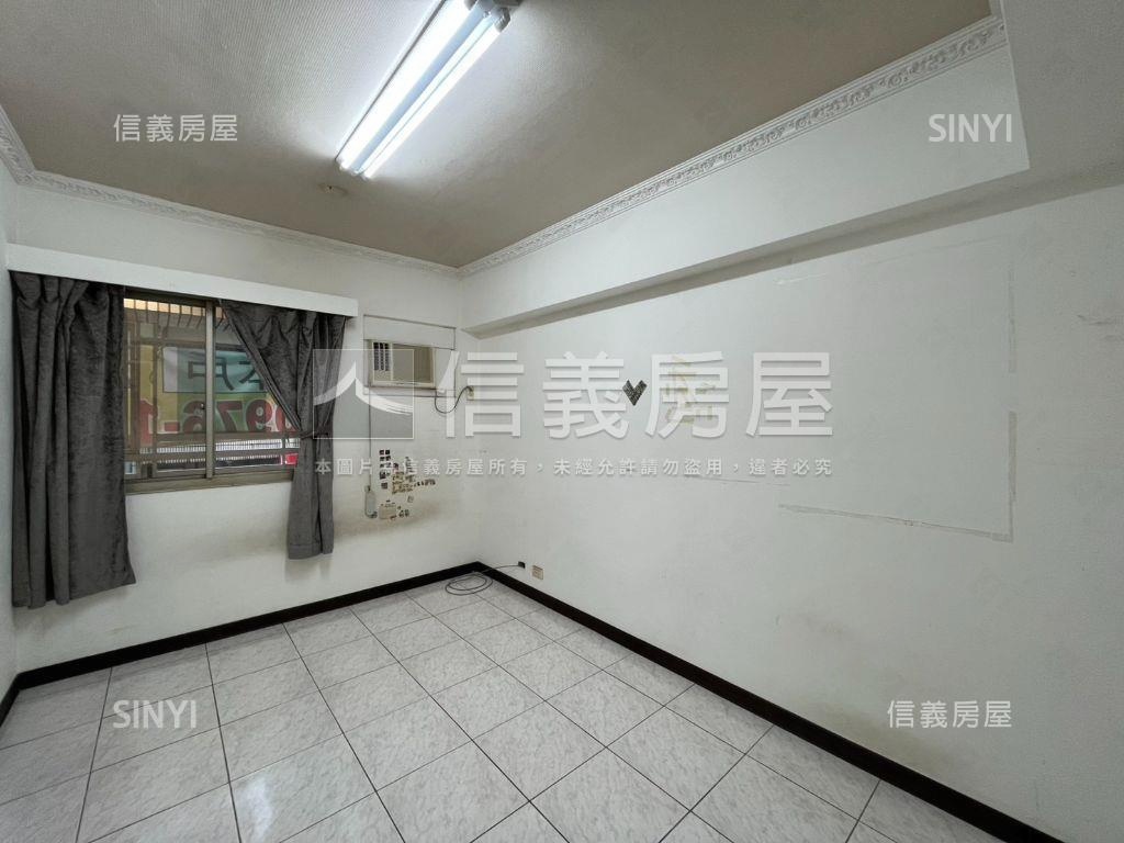 國泰建設四房平車近捷運宅房屋室內格局與周邊環境
