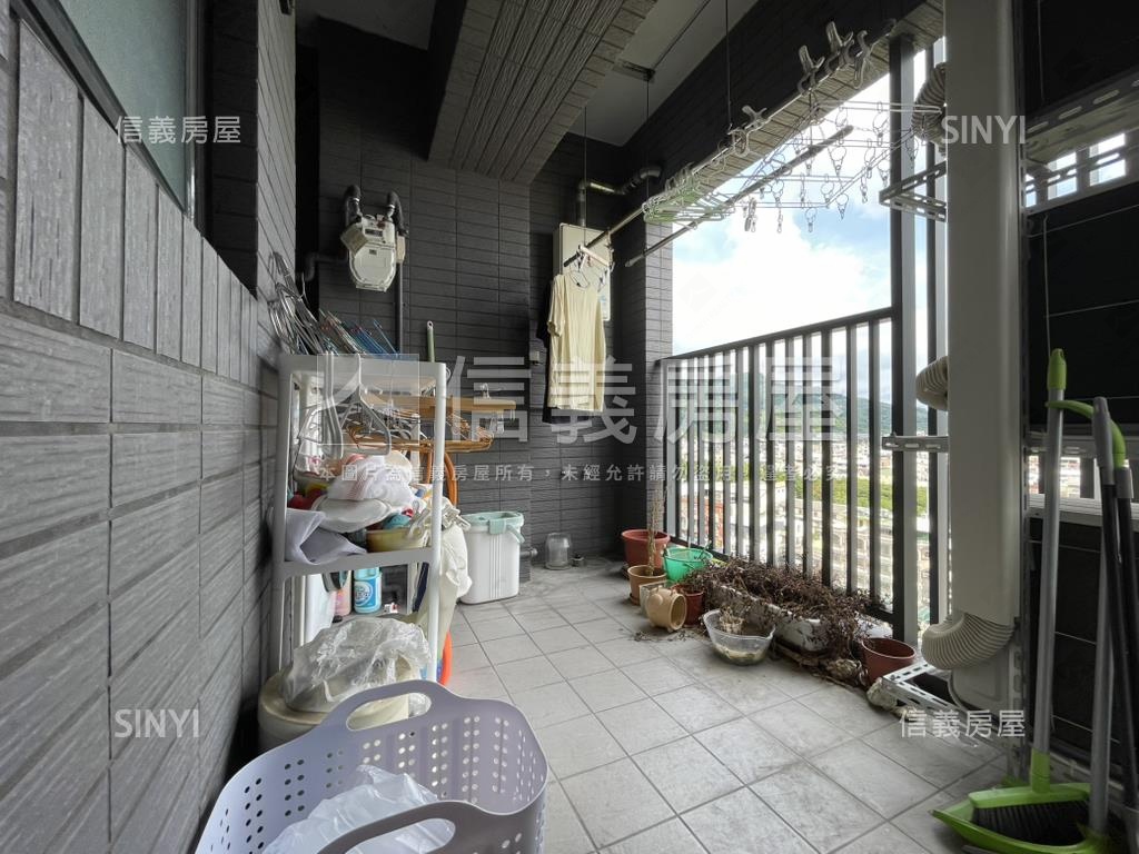 高樓面公園兩房Ｂ１平車房屋室內格局與周邊環境
