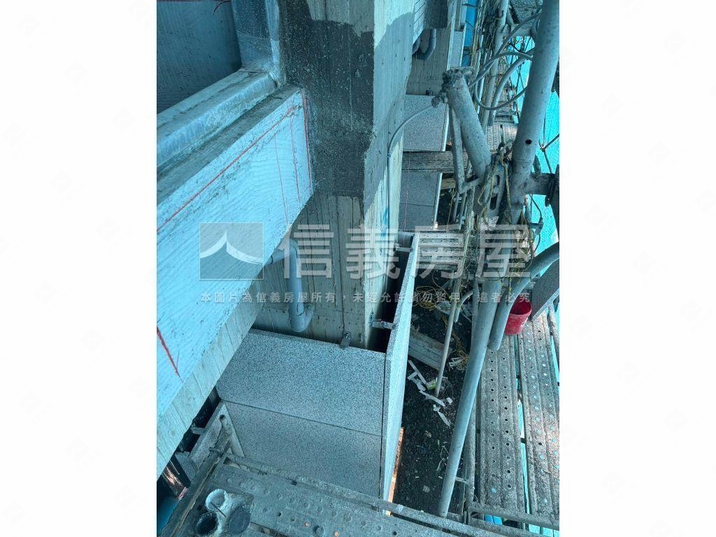 首笠民族西路Ｂ戶１１樓房屋室內格局與周邊環境