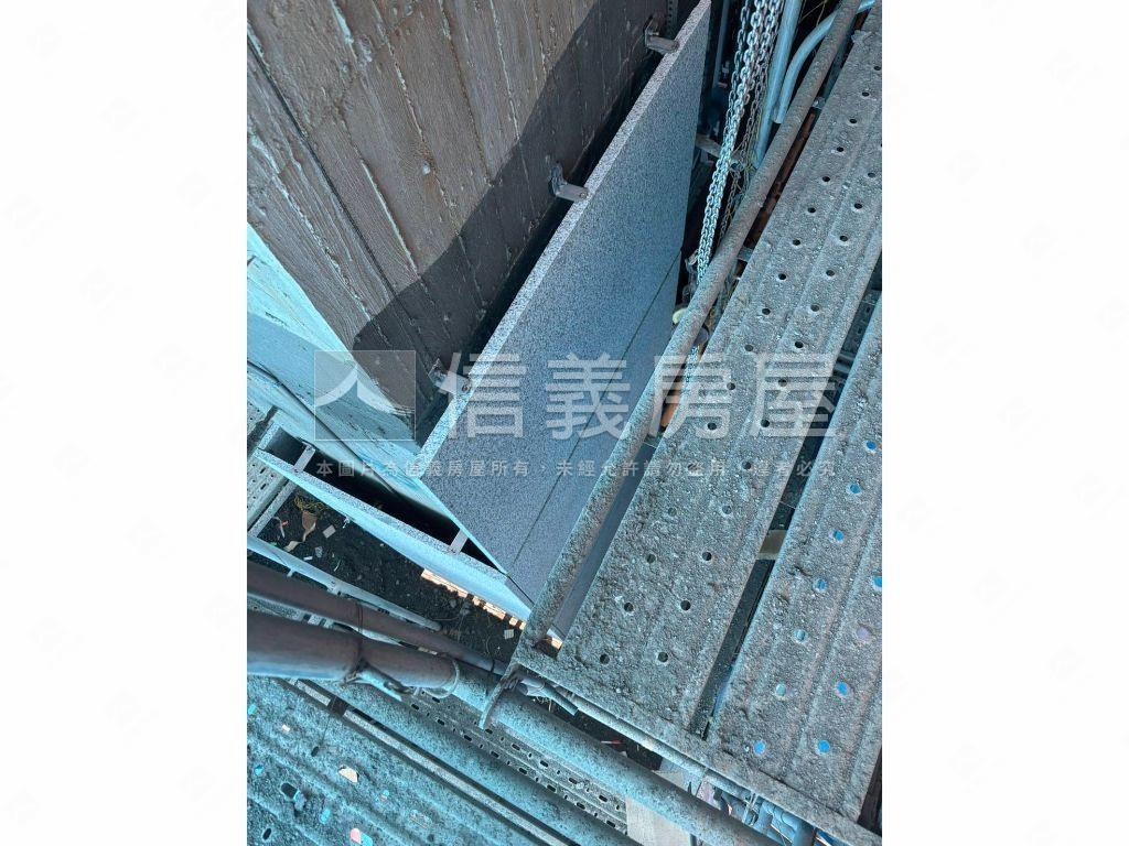 首笠民族西路Ｂ戶１１樓房屋室內格局與周邊環境