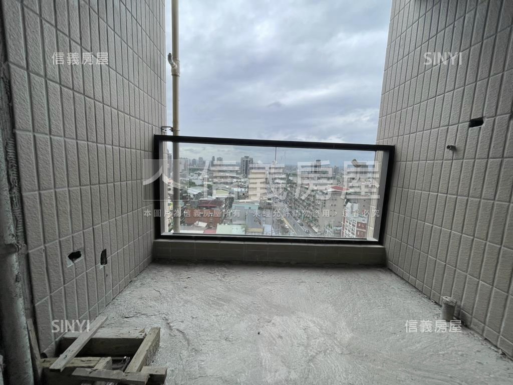 新笠民族西路Ｂ戶三房房屋室內格局與周邊環境