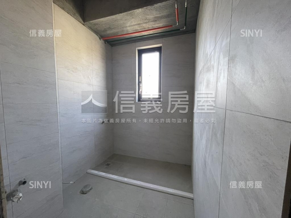 首笠民族捷運高樓三房房屋室內格局與周邊環境