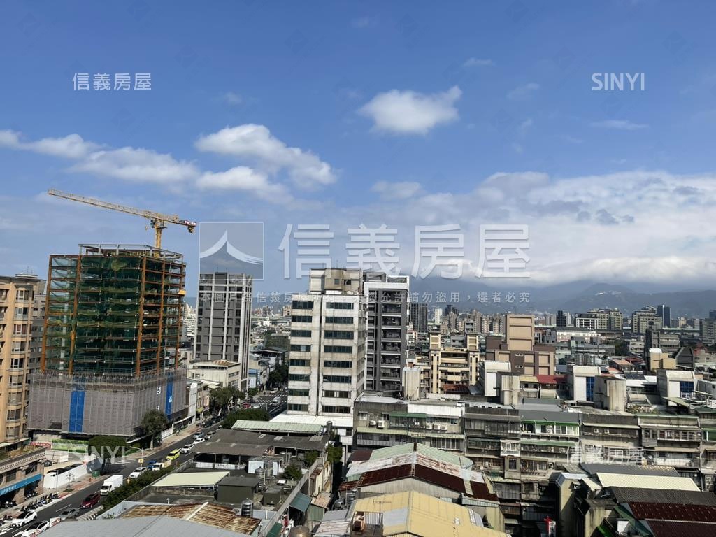 首笠民族捷運高樓三房房屋室內格局與周邊環境