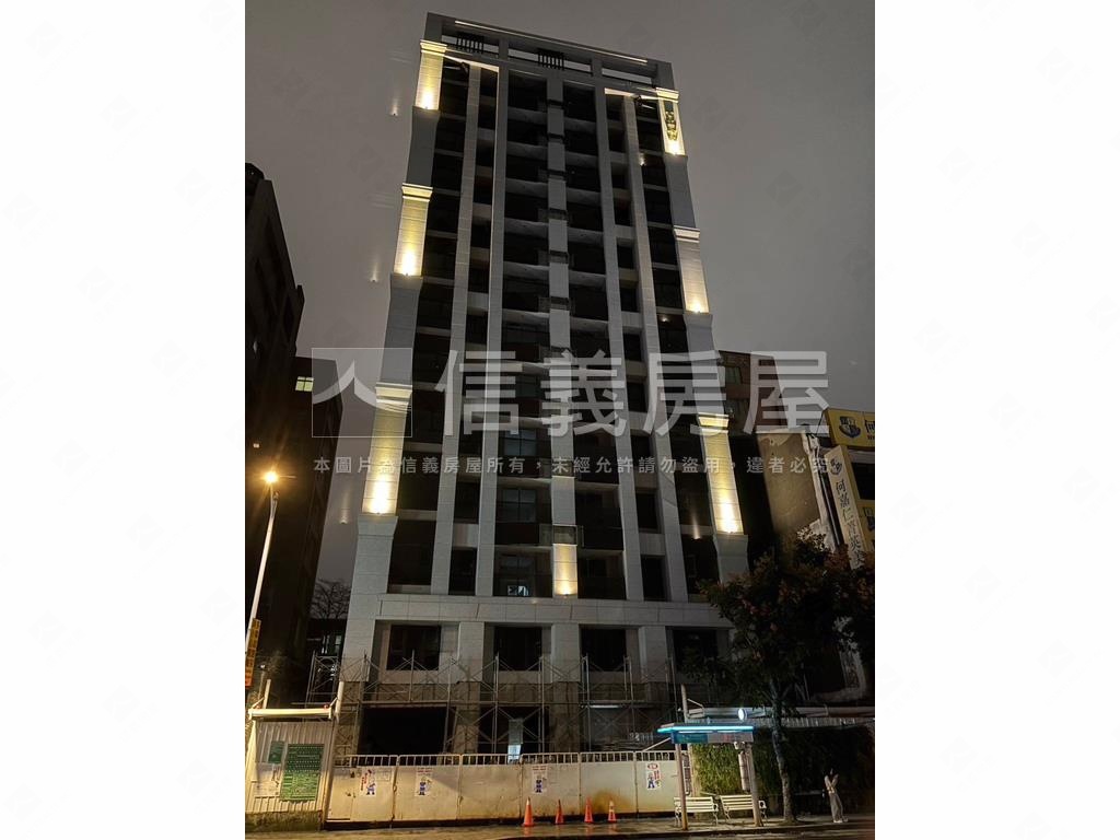 首笠民族捷運高樓三房房屋室內格局與周邊環境