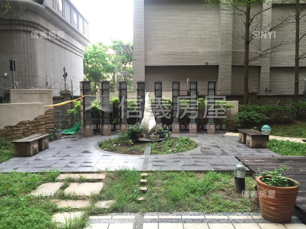 梵谷與我三房車位庭院戶房屋室內格局與周邊環境