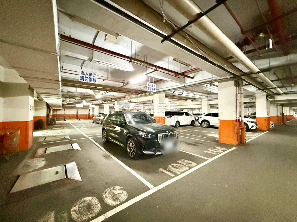 崇德｜洛克斐勒８樓金商辦房屋室內格局與周邊環境