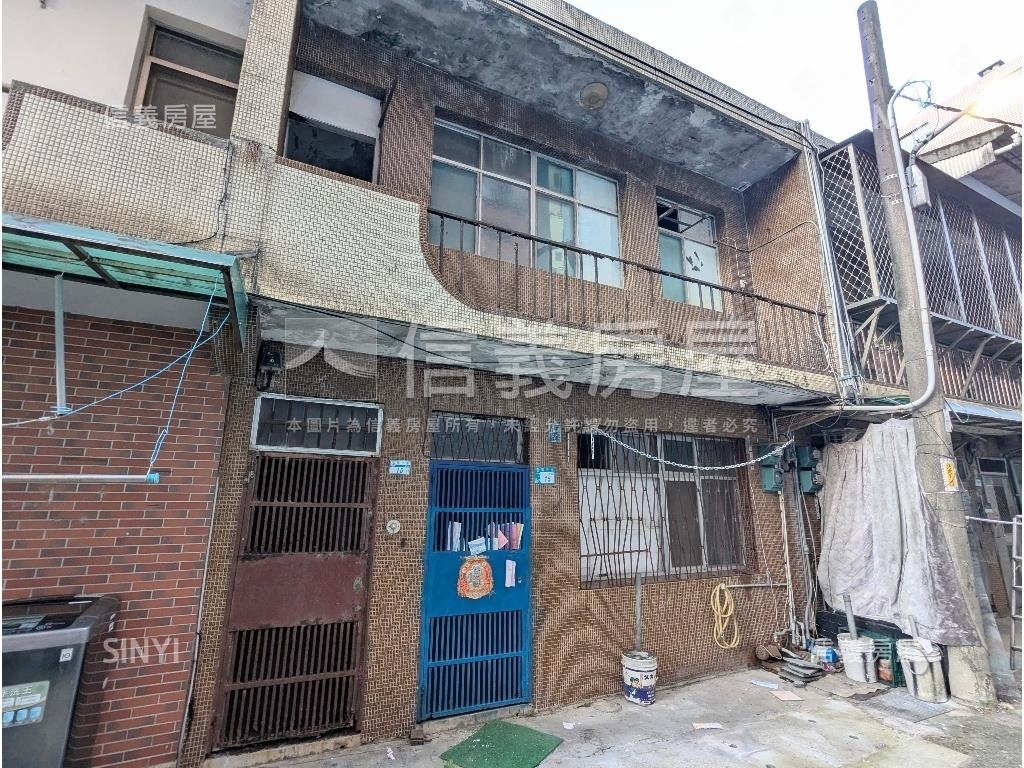 ＤＩＹ鄧公路機能透天房屋室內格局與周邊環境