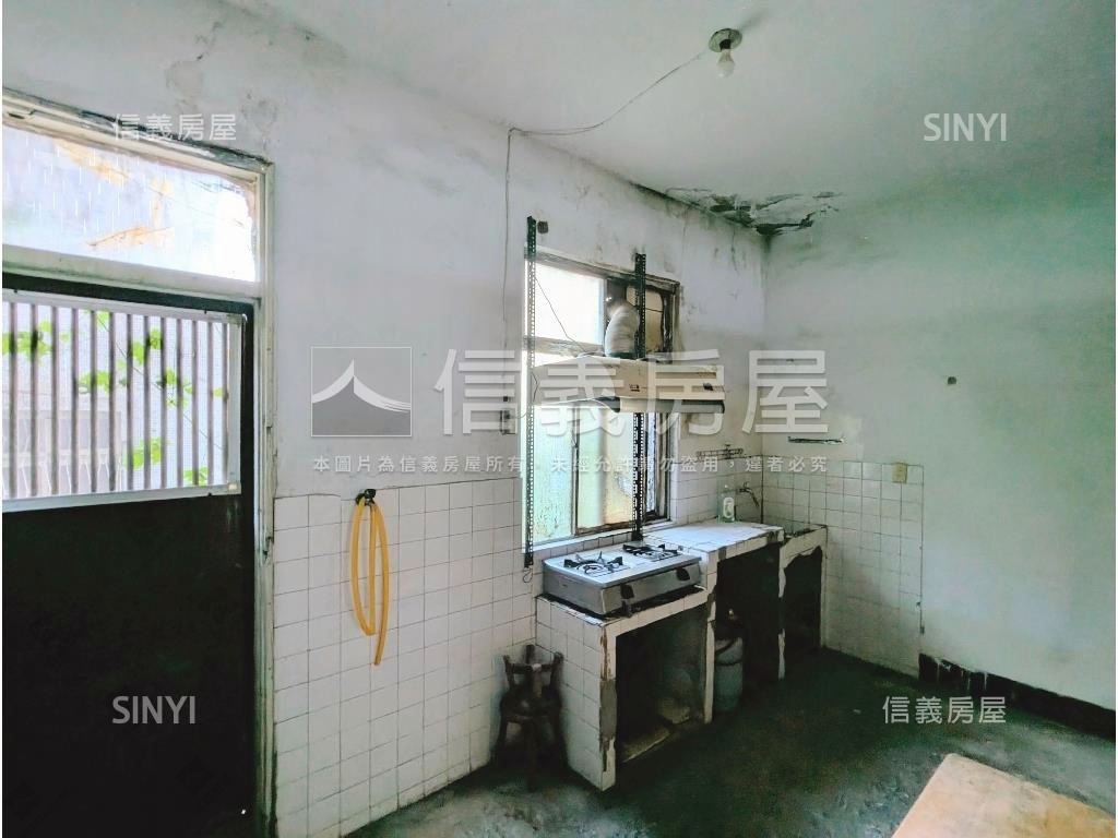 ＤＩＹ鄧公路機能透天房屋室內格局與周邊環境