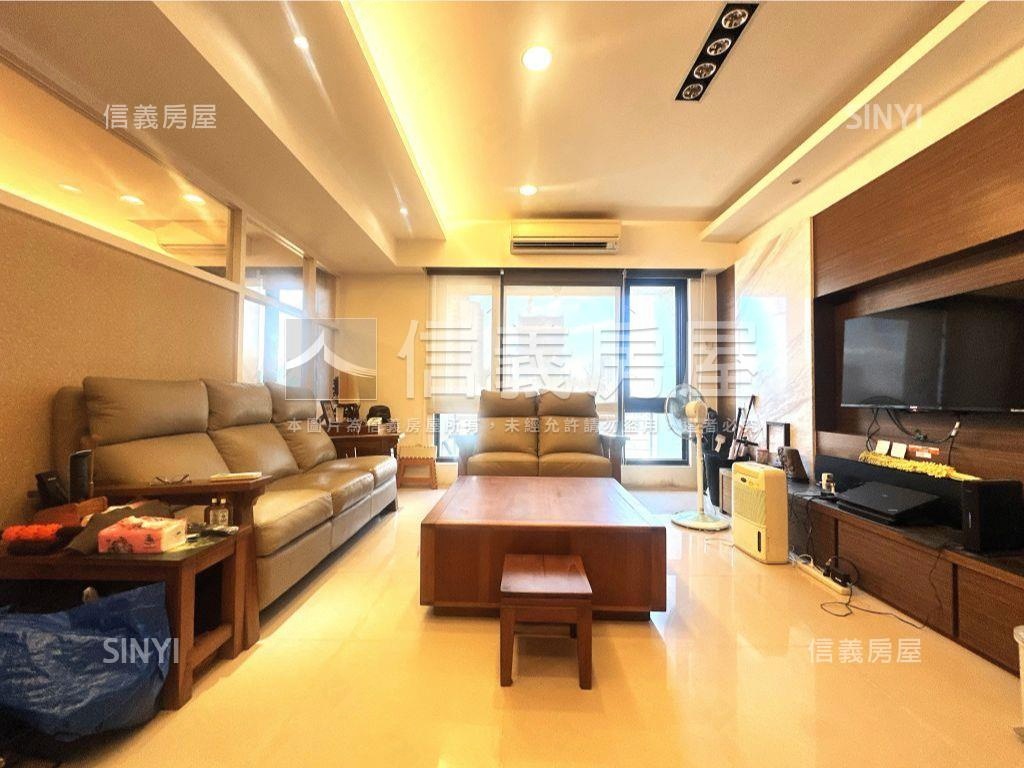 青石巨堂稀有三房車位房屋室內格局與周邊環境