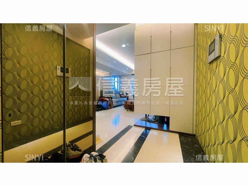 青石巨堂稀有三房車位房屋室內格局與周邊環境