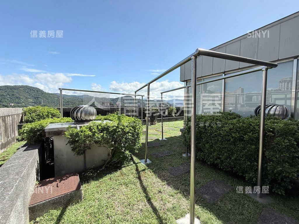 青石巨堂稀有三房車位房屋室內格局與周邊環境