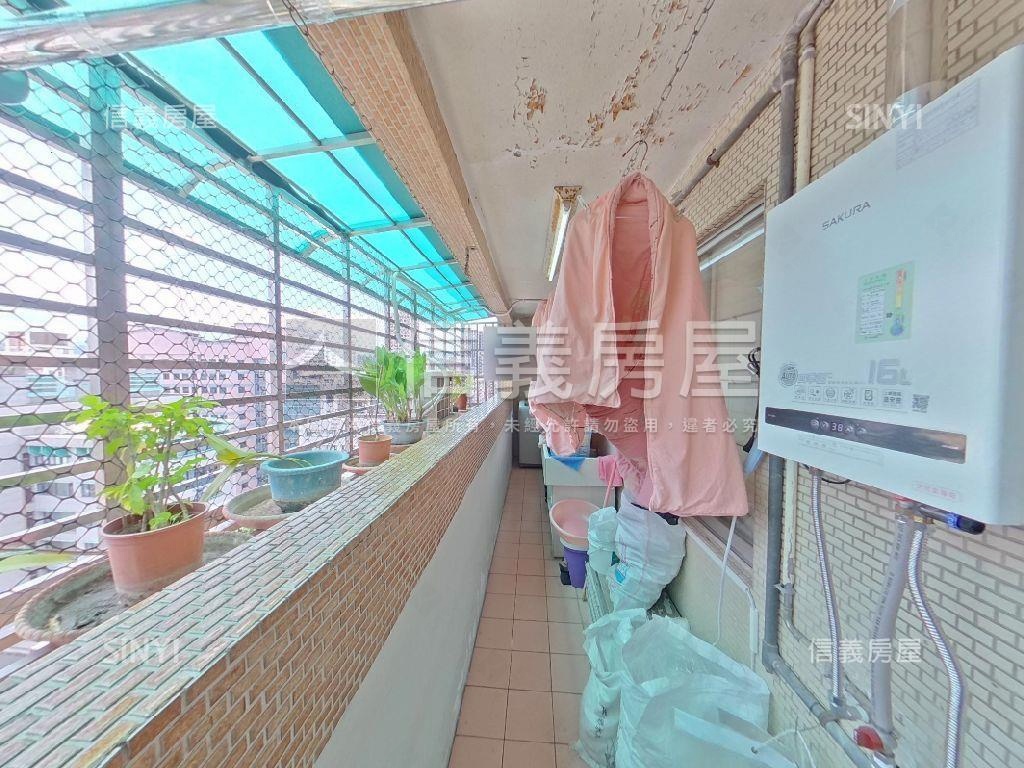 成功國宅高樓景觀３房房屋室內格局與周邊環境