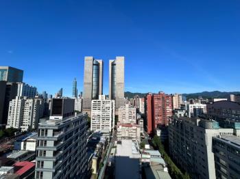 成功國宅高樓景觀３房