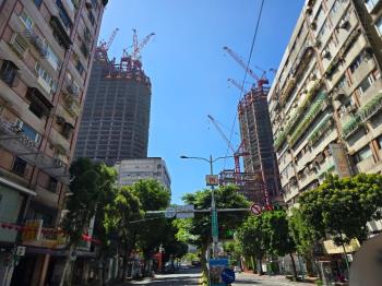 稀有雙子星低總金店面