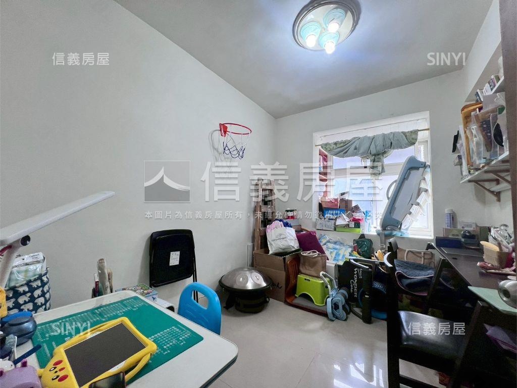 未來萬大站邊間３房低總價房屋室內格局與周邊環境