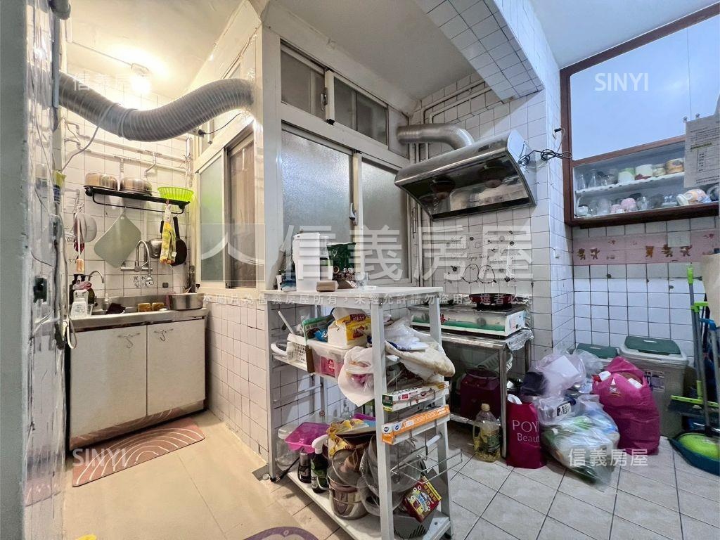 未來萬大站邊間３房低總價房屋室內格局與周邊環境