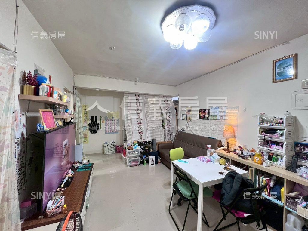 未來萬大站邊間３房低總價房屋室內格局與周邊環境