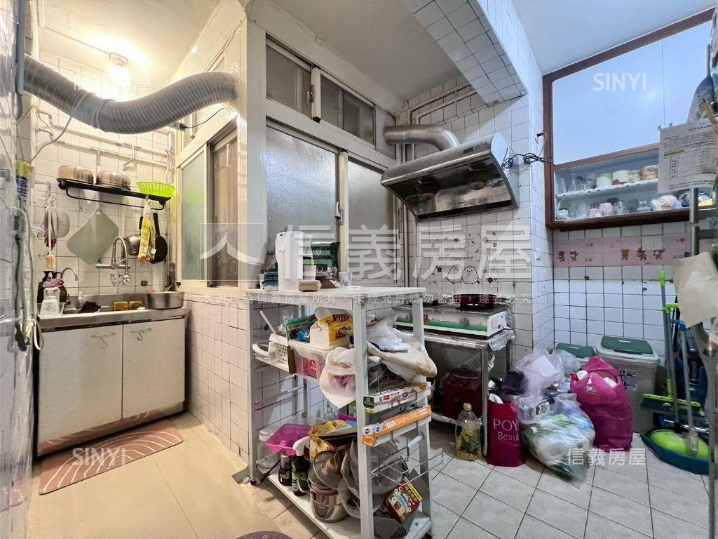 未來萬大站邊間３房低總價房屋室內格局與周邊環境