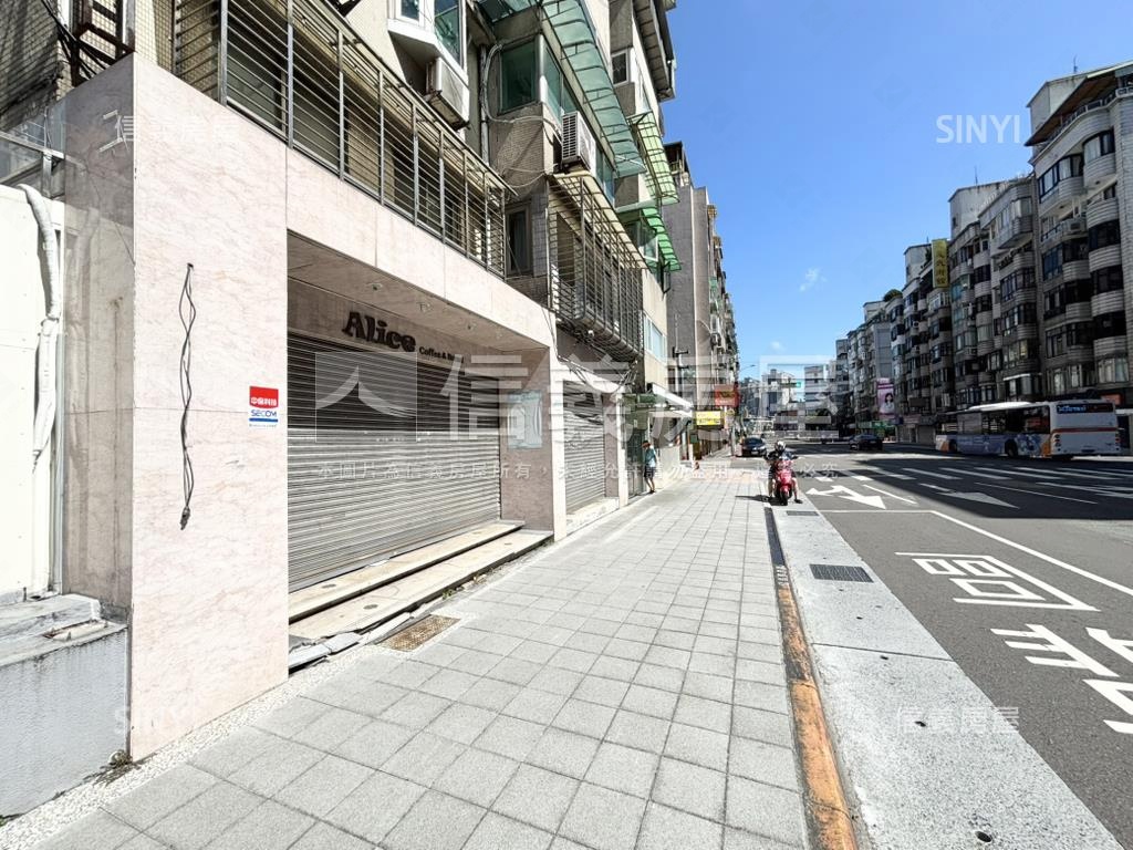 鄰信義計畫區面寬金店房屋室內格局與周邊環境