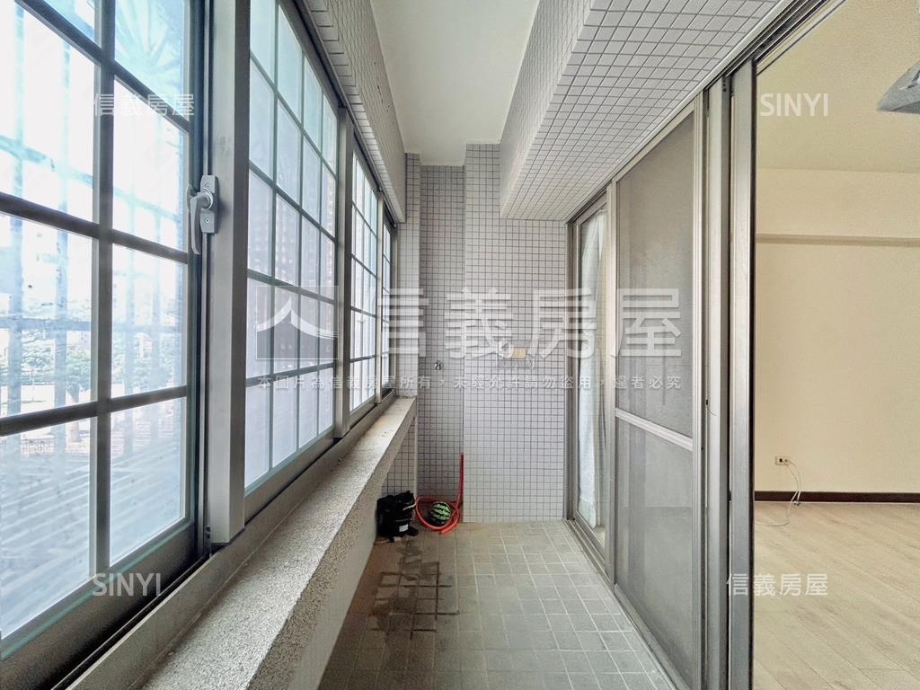 空一綠景三房房屋室內格局與周邊環境