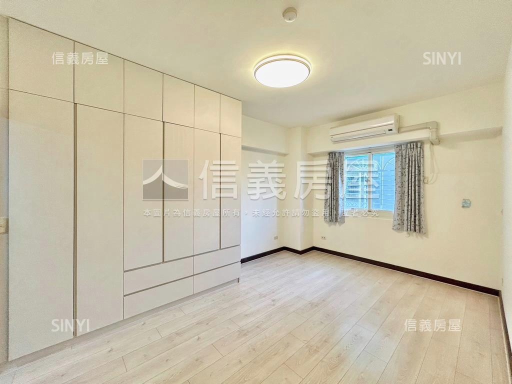 空一綠景三房房屋室內格局與周邊環境