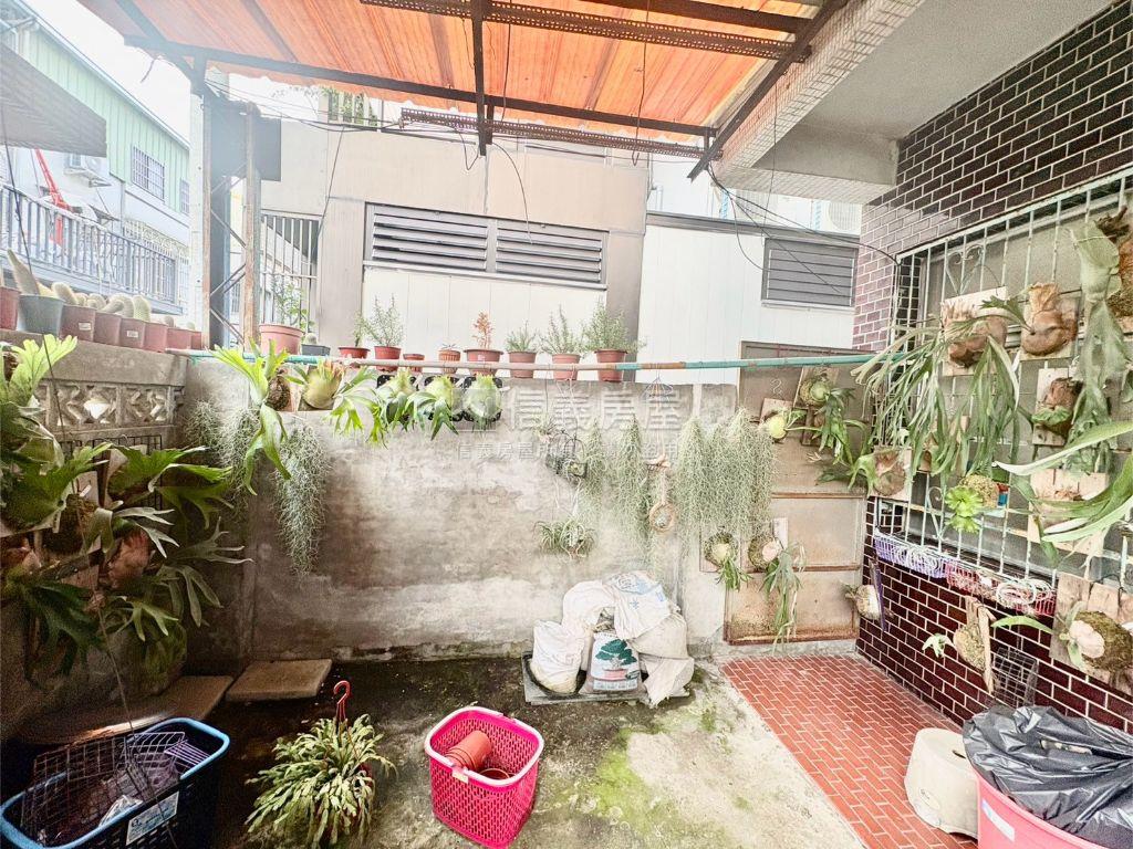 大興路清幽透天房屋室內格局與周邊環境