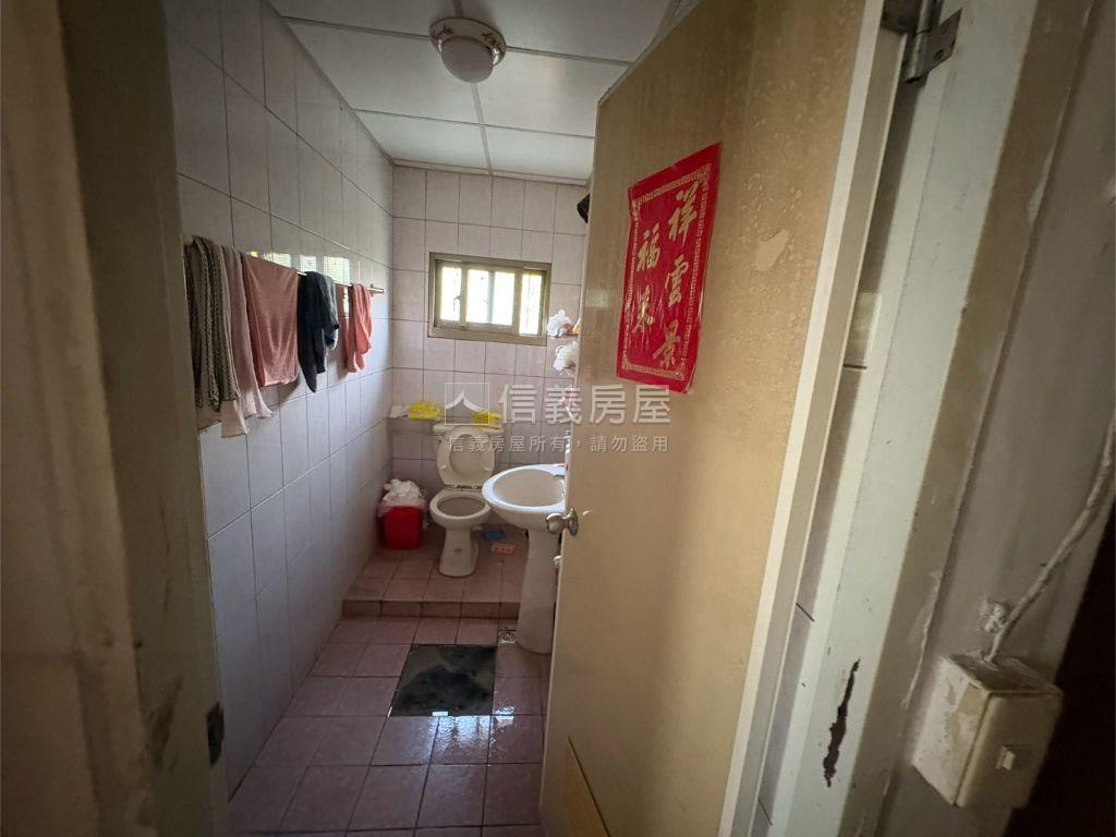 大興路清幽透天房屋室內格局與周邊環境