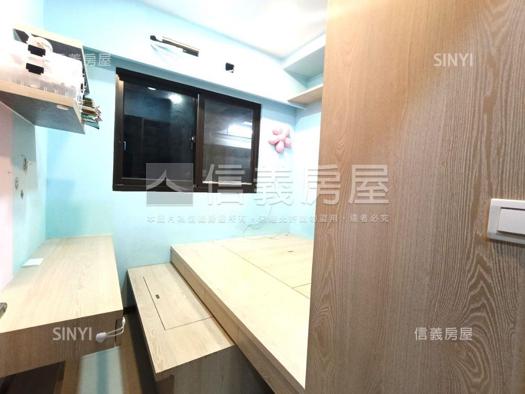 威尼斯三房車位露台戶房屋室內格局與周邊環境