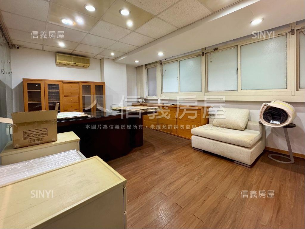 信義路大安站大面寬辦公房屋室內格局與周邊環境