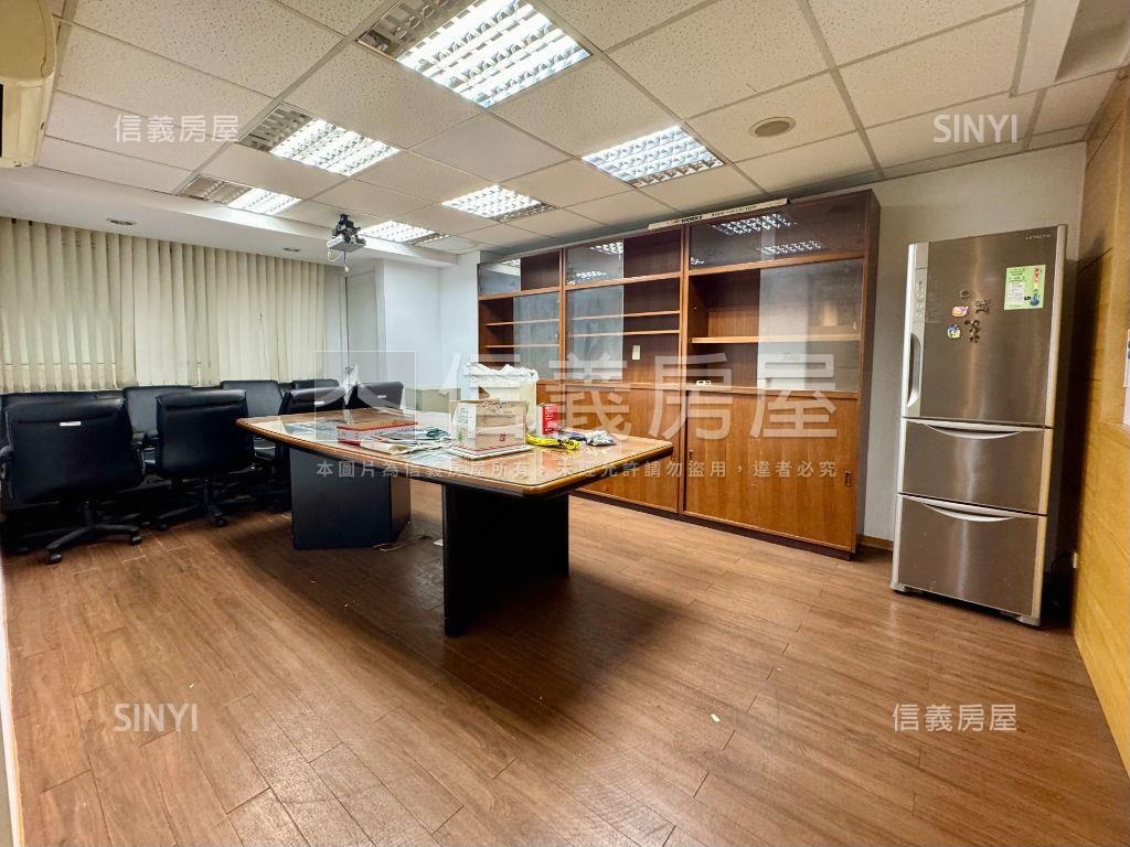 信義路大安站大面寬辦公房屋室內格局與周邊環境