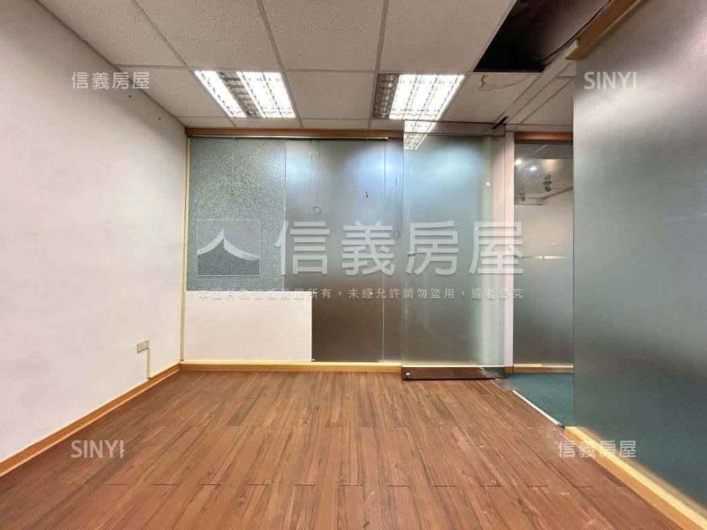 信義路大安站大面寬辦公房屋室內格局與周邊環境