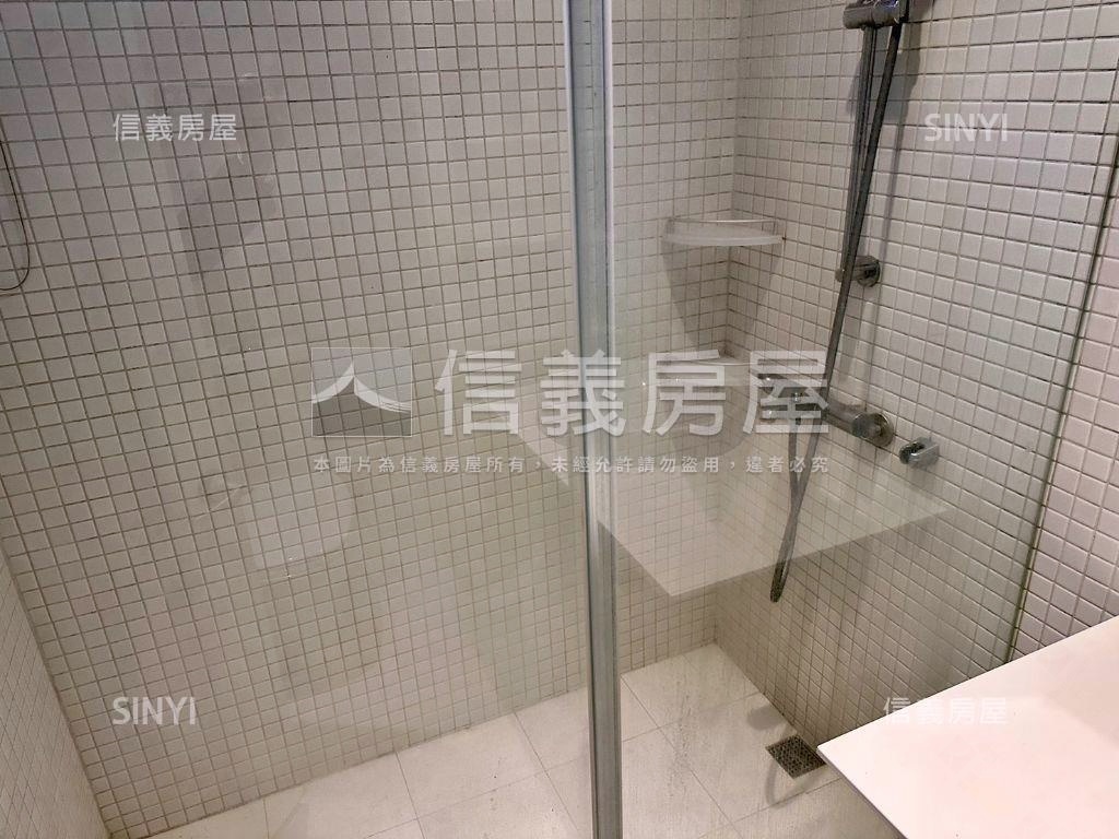 敦北小巨蛋捷運電梯附車位房屋室內格局與周邊環境