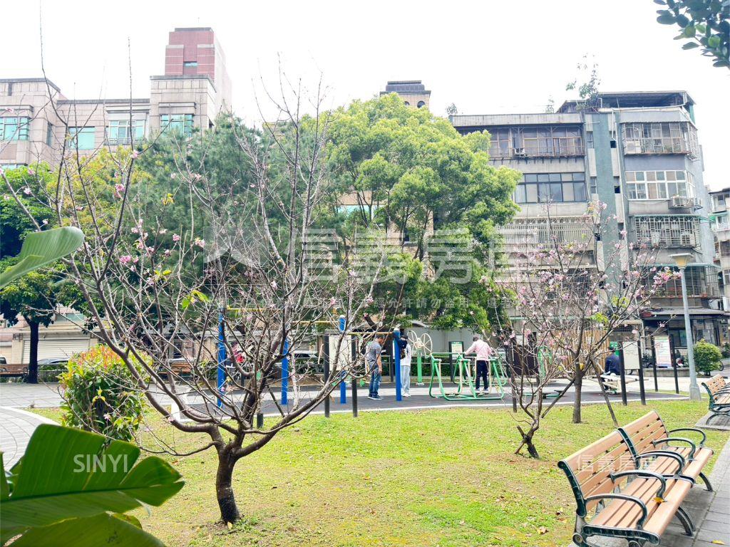 大安面公園庭院四房傳家房屋室內格局與周邊環境