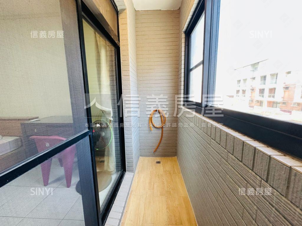 近鹽行重劃區國泰精美車墅房屋室內格局與周邊環境