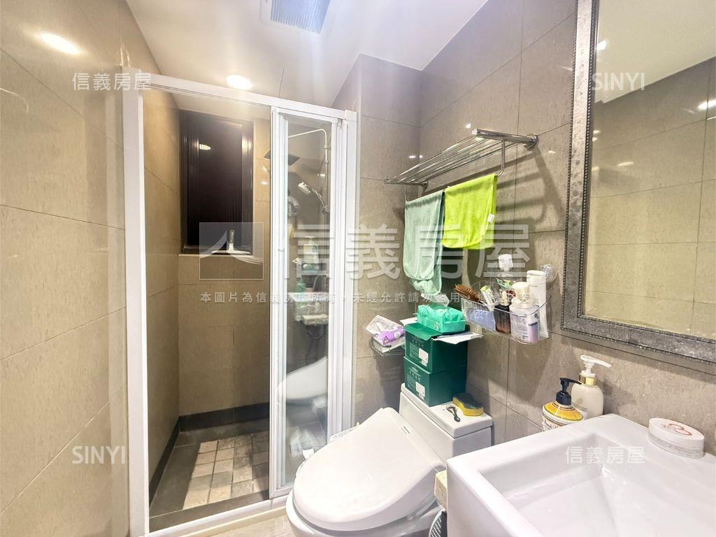 稀有雙衛浴開窗兩房車位房屋室內格局與周邊環境