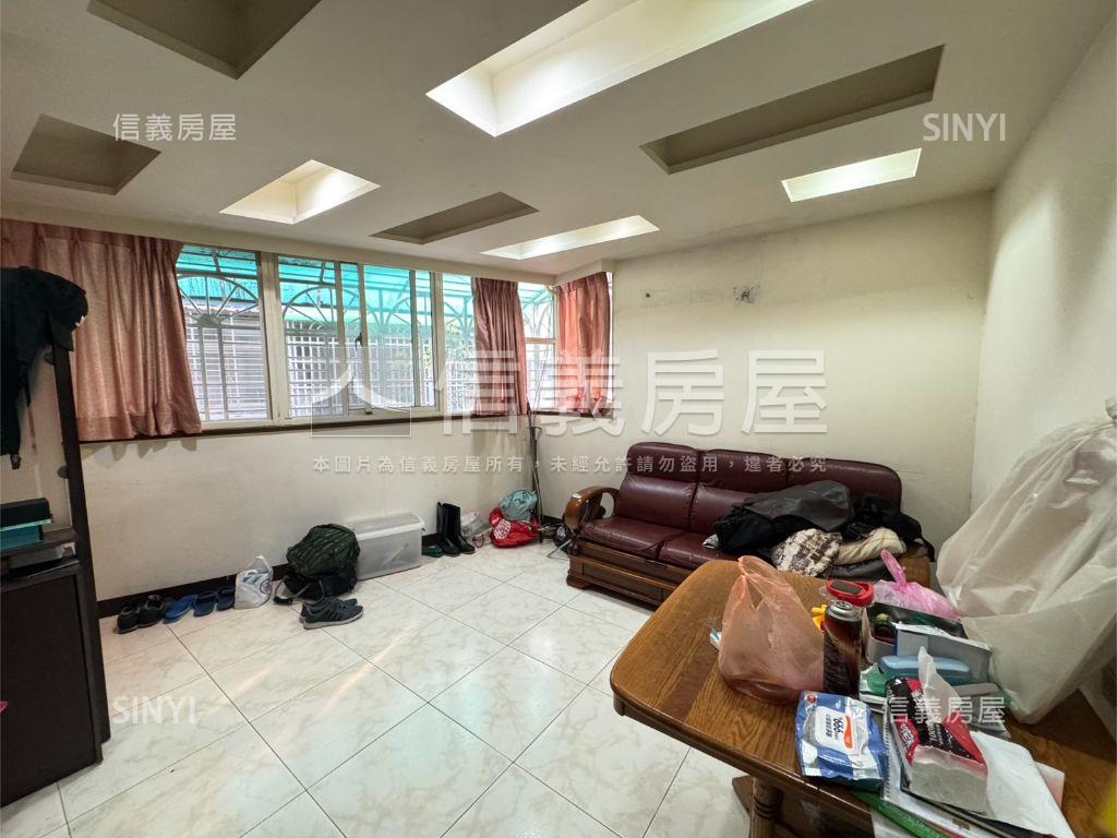 溫馨成家福樂公寓二樓房屋室內格局與周邊環境