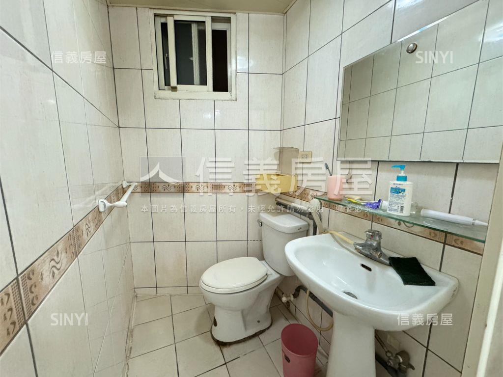 溫馨成家福樂公寓二樓房屋室內格局與周邊環境