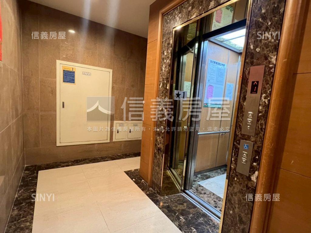 台北寧靜方正３房房屋室內格局與周邊環境