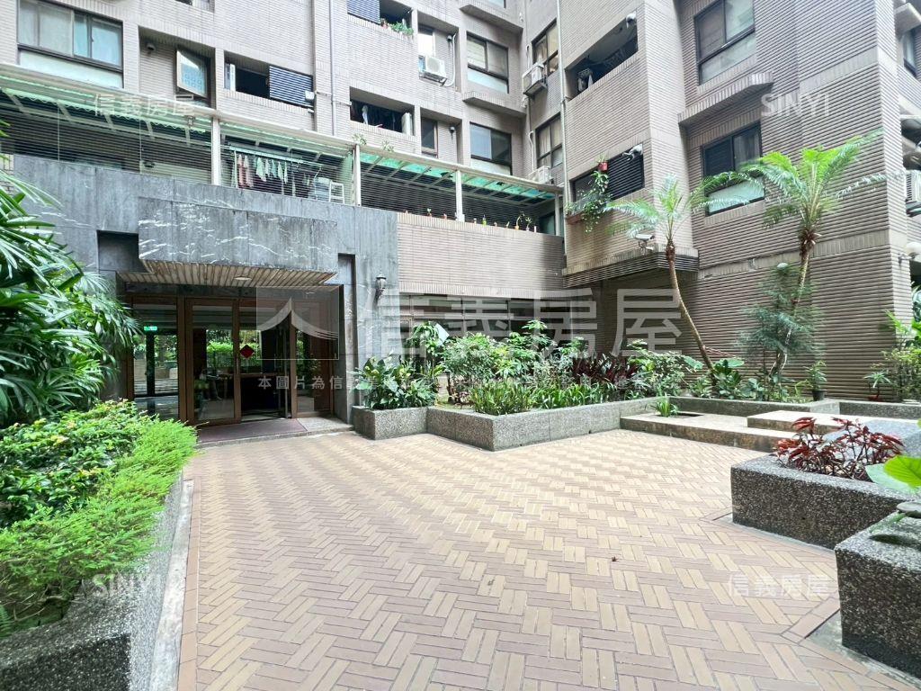 台北寧靜方正３房房屋室內格局與周邊環境