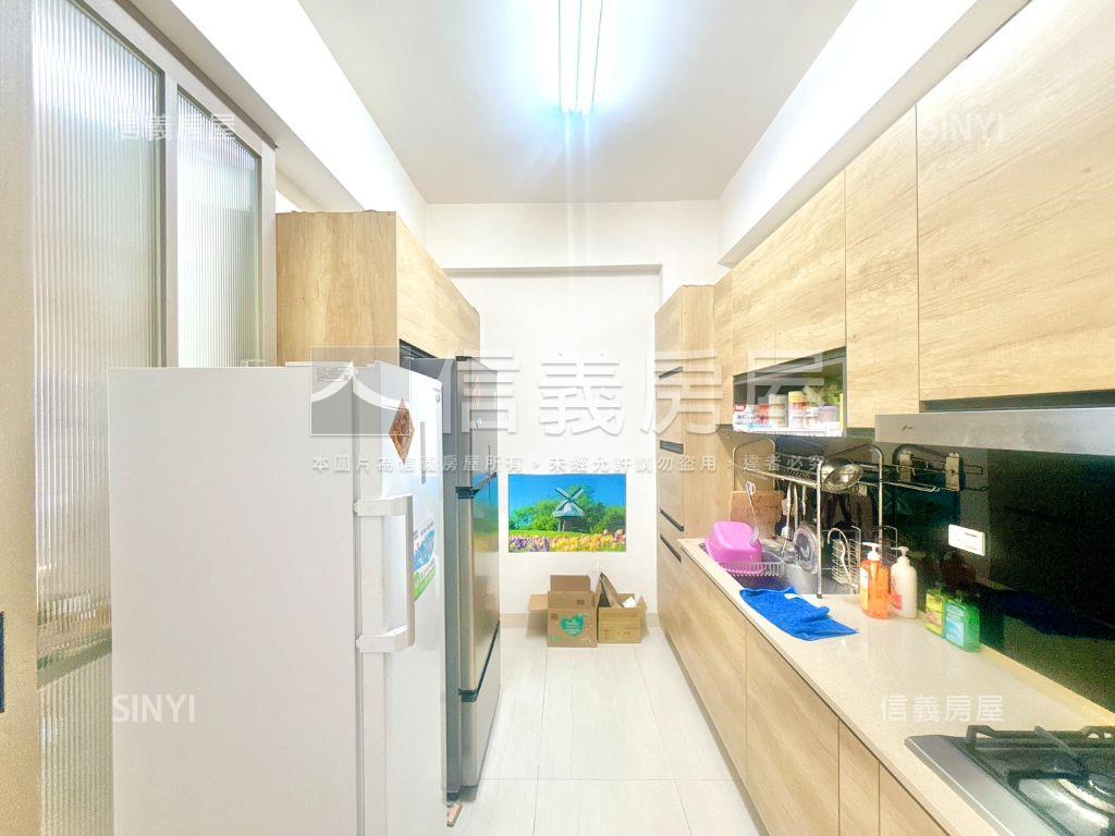 店長推薦雙車孝親房車墅房屋室內格局與周邊環境