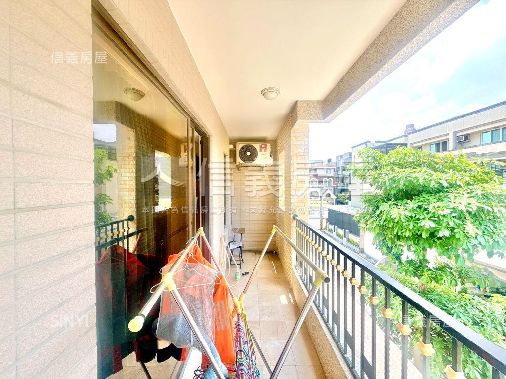 店長推薦雙車孝親房車墅房屋室內格局與周邊環境