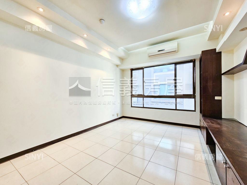 千萬內三房車位就看這間房屋室內格局與周邊環境