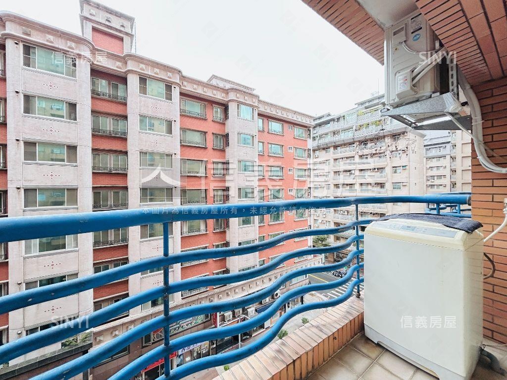 輕灑微光玲瓏小巧居房屋室內格局與周邊環境