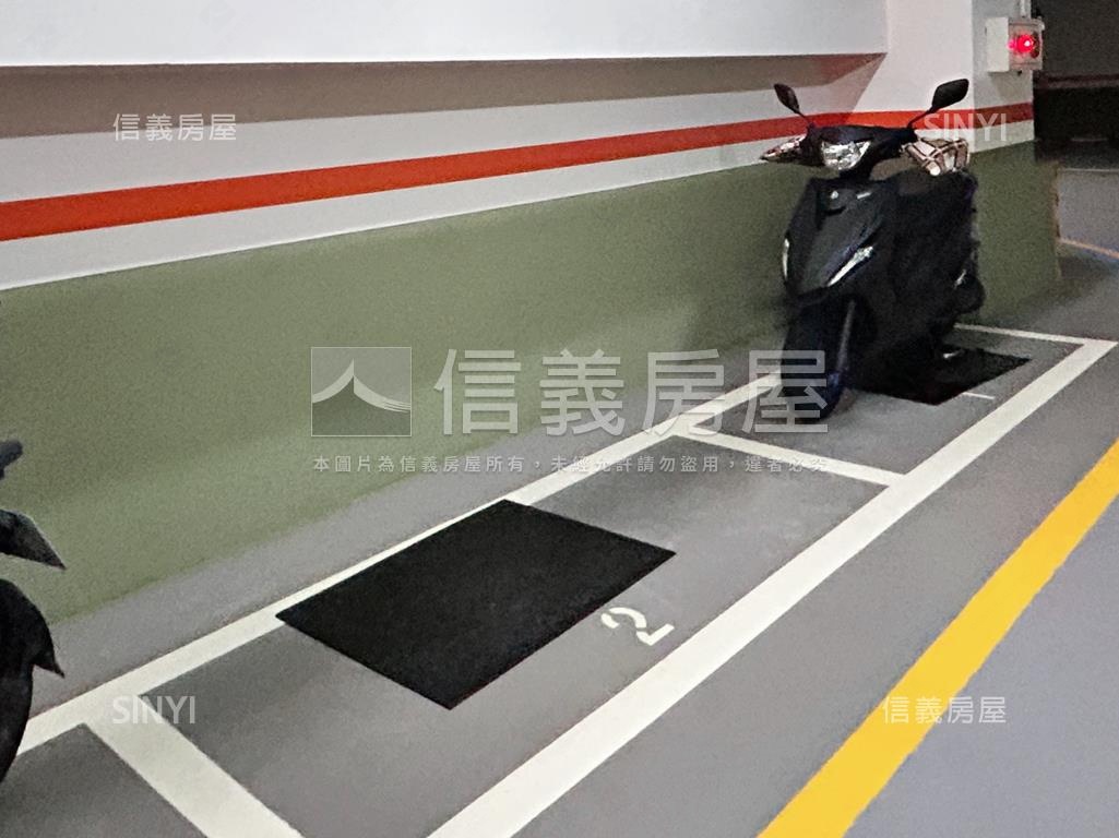 蘆洲耀金品大四房雙坡平車房屋室內格局與周邊環境