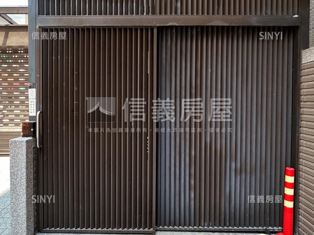 蘆洲耀金品大四房雙坡平車房屋室內格局與周邊環境