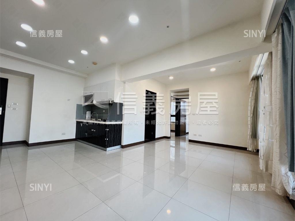 高鐵旁郡都巴洛克兩房車位房屋室內格局與周邊環境