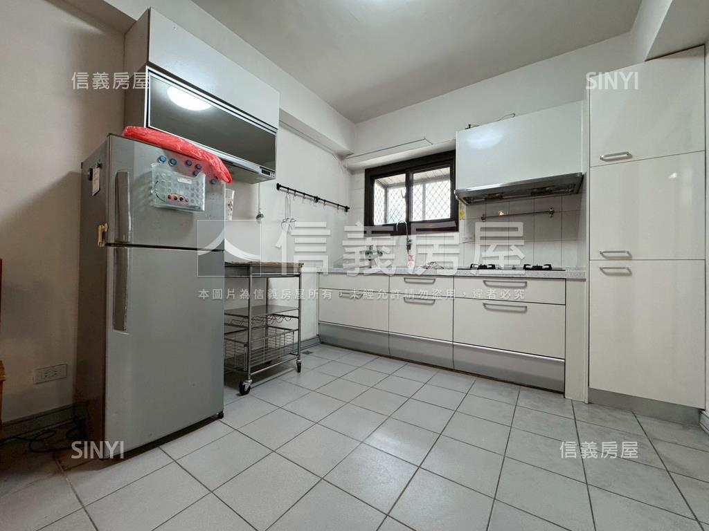 近水湳園區兩房附車位房屋室內格局與周邊環境